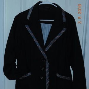 Torrid Black Blazer w/pink silky striped trim